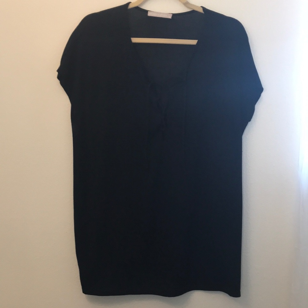 Tunic length Mickey & Jenny black lace front top.